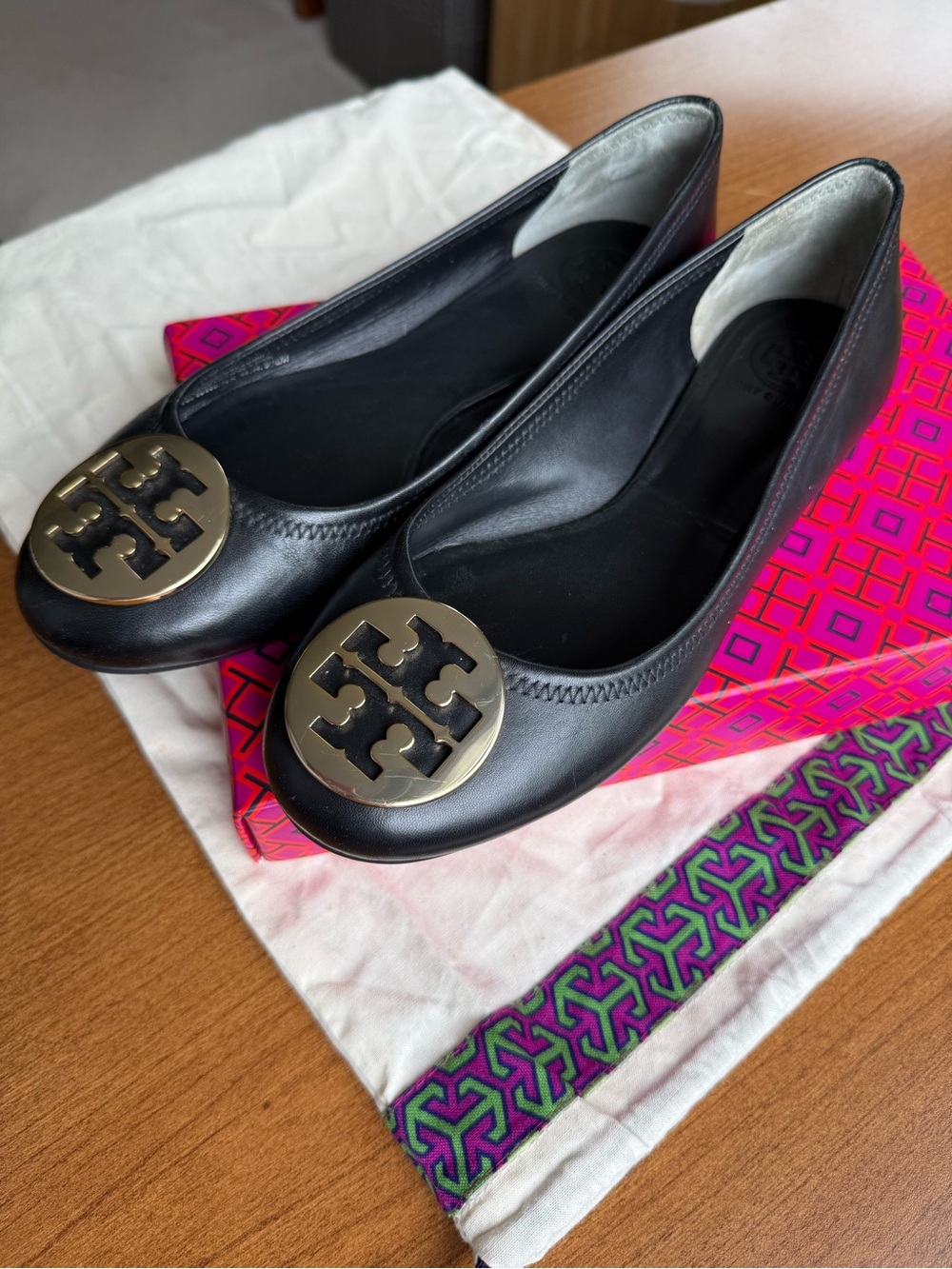 Tory Burch Black Leather Ballet Flats with Gold Logo Medallion